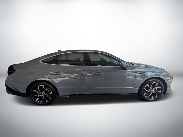 Used 2024 Hyundai Sonata SEL FWD image 3