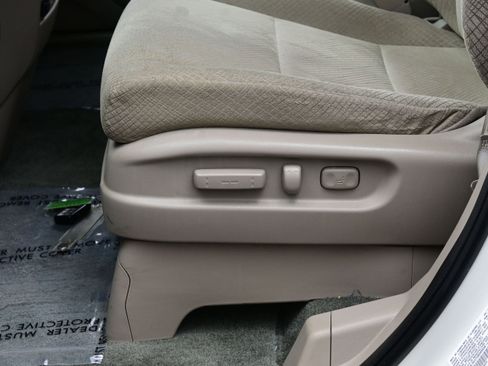 Used 2016 Honda Odyssey SE image 11