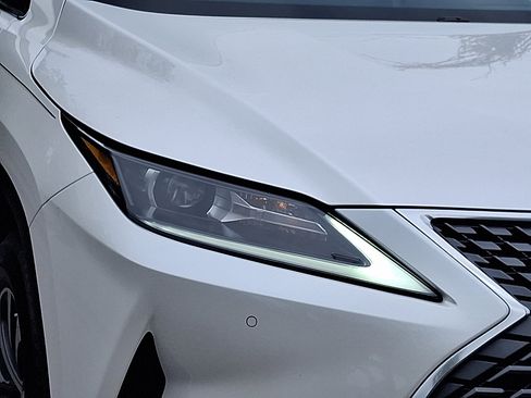 Certified 2022 Lexus RX 350 AWD w/ Premium Package image 10