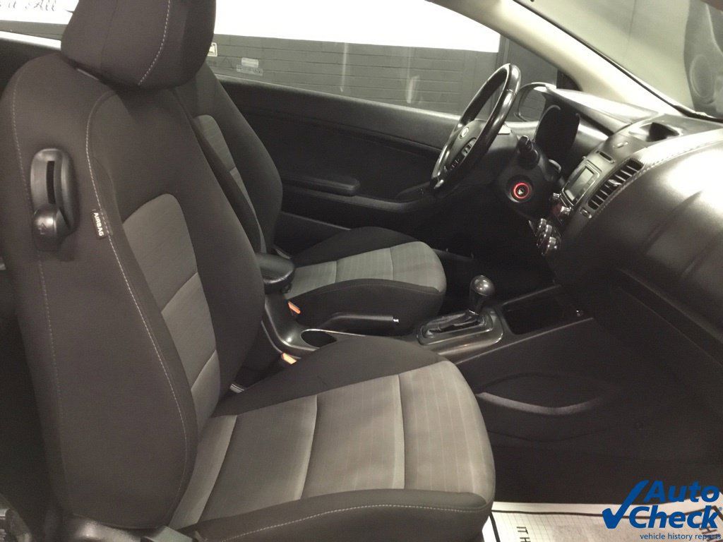 Used 2015 Kia Forte Koup EX FWD image 25
