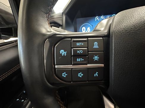 Used 2022 Ford Expedition Platinum image 18