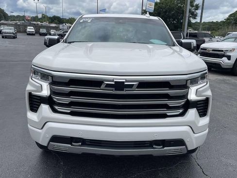 Certified 2024 Chevrolet Silverado 1500 High Country w/ Technology Package AWD/4WD image 7