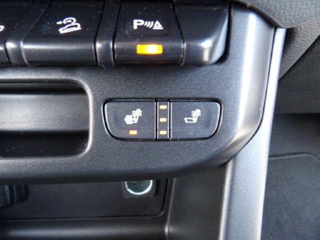 Used 2022 Chevrolet Colorado Z71 AWD/4WD image 23