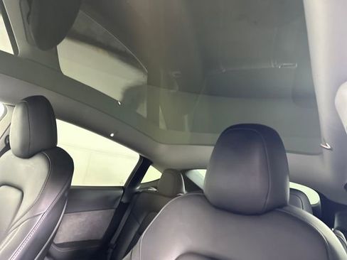 Used 2023 Tesla Model Y Long Range image 12