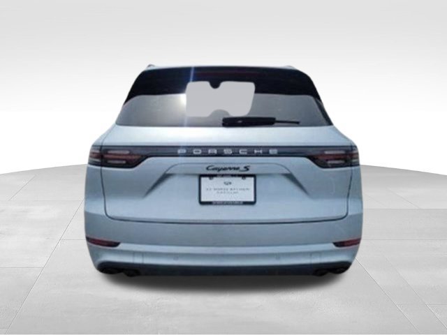 Used 2022 Porsche Cayenne S AWD/4WD image 4