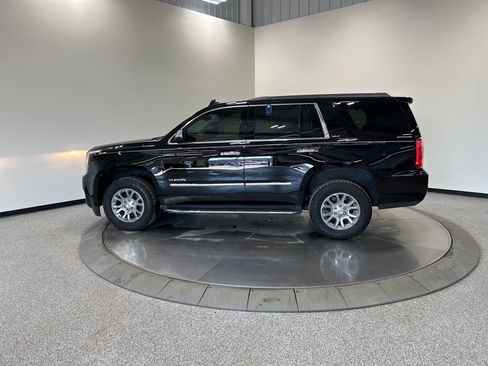 Used 2018 GMC Yukon SLT image 9
