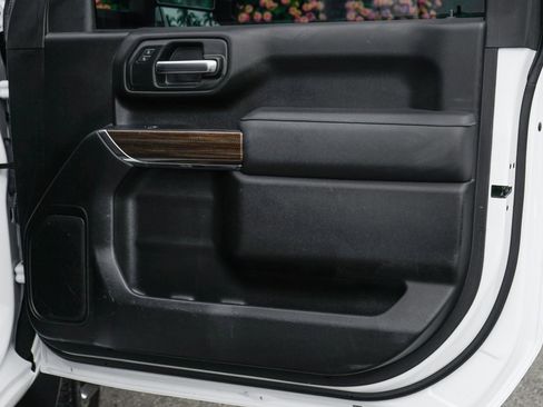 Used 2024 Chevrolet Silverado 3500 LT w/ Convenience Package image 34