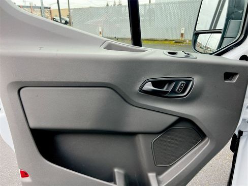Used 2024 Ford Transit 250 Low Roof w/ Exterior Upgrade Package image 18