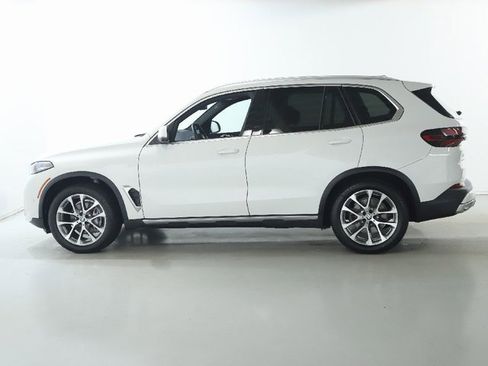 Certified 2024 BMW X5 xDrive40i w/ Parking Assistance Package image 39