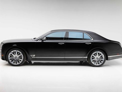 Used 2014 Bentley Mulsanne RWD image 13