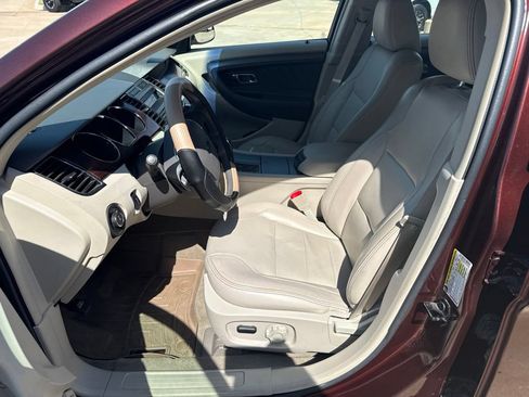 Used 2012 Ford Taurus SEL FWD image 8
