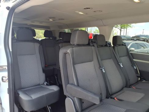 Used 2023 Ford Transit 350 XLT RWD image 12