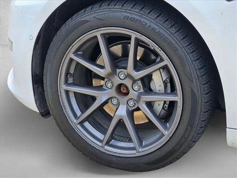 Used 2022 Tesla Model 3 Long Range AWD/4WD image 20