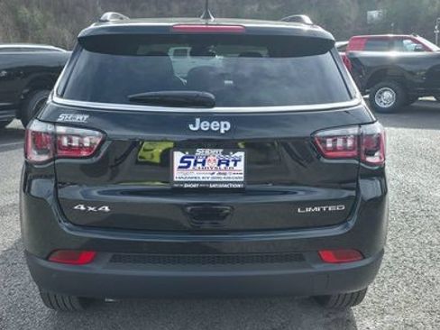 New 2026 Jeep Compass Limited w/ Sun, Sound & Navigation Group AWD/4WD image 8