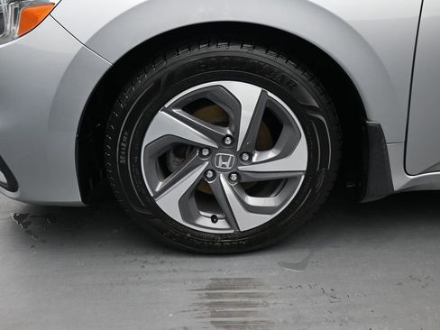 Used 2019 Honda Insight EX image 12