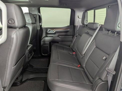 Used 2024 Chevrolet Silverado 1500 RST AWD/4WD image 15