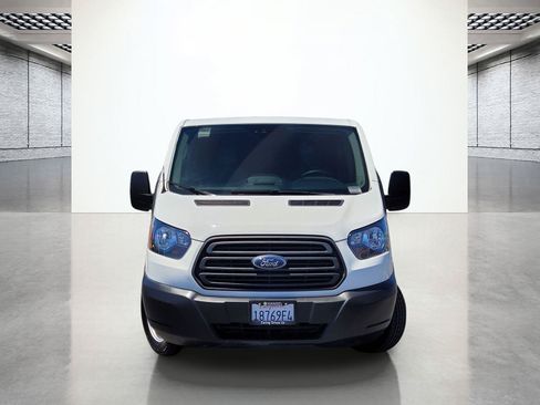 Used 2019 Ford Transit 150 130 Low Roof RWD image 4