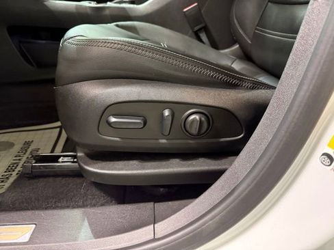 Certified 2022 GMC Terrain Denali w/ LPO, Floor Liner Package image 13