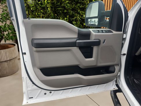 Used 2019 Ford F350 XL w/ Power Equipment Group image 29