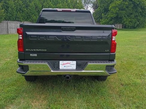 Used 2023 Chevrolet Silverado 1500 LT AWD/4WD image 6