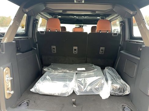 New 2025 Ford Bronco Base w/ Sasquatch Package image 21