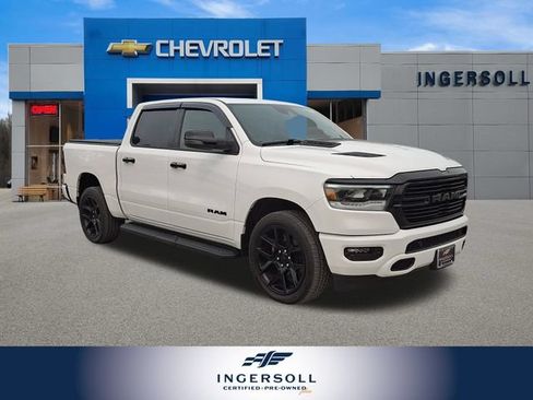 Used 2023 RAM 1500 Laramie AWD/4WD image 1