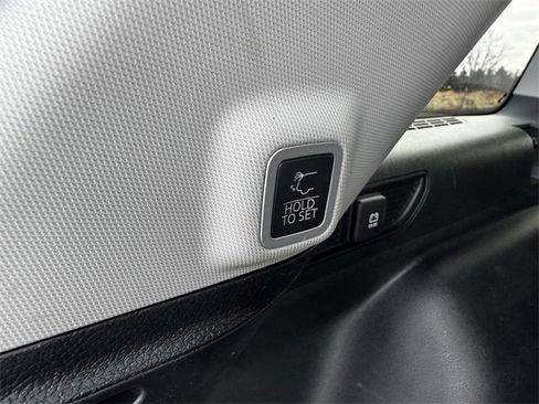 Certified 2023 Jeep Grand Cherokee Limited image 20