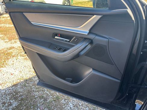 Used 2025 MAZDA CX-90 3.3 Turbo w/ Preferred Package image 20