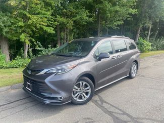 Used 2024 Toyota Sienna Platinum AWD/4WD video 1