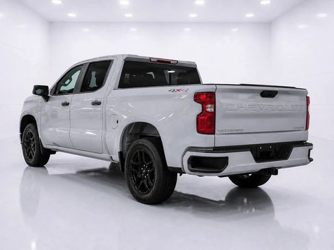 Used 2024 Chevrolet Silverado 1500 Custom AWD/4WD image 3