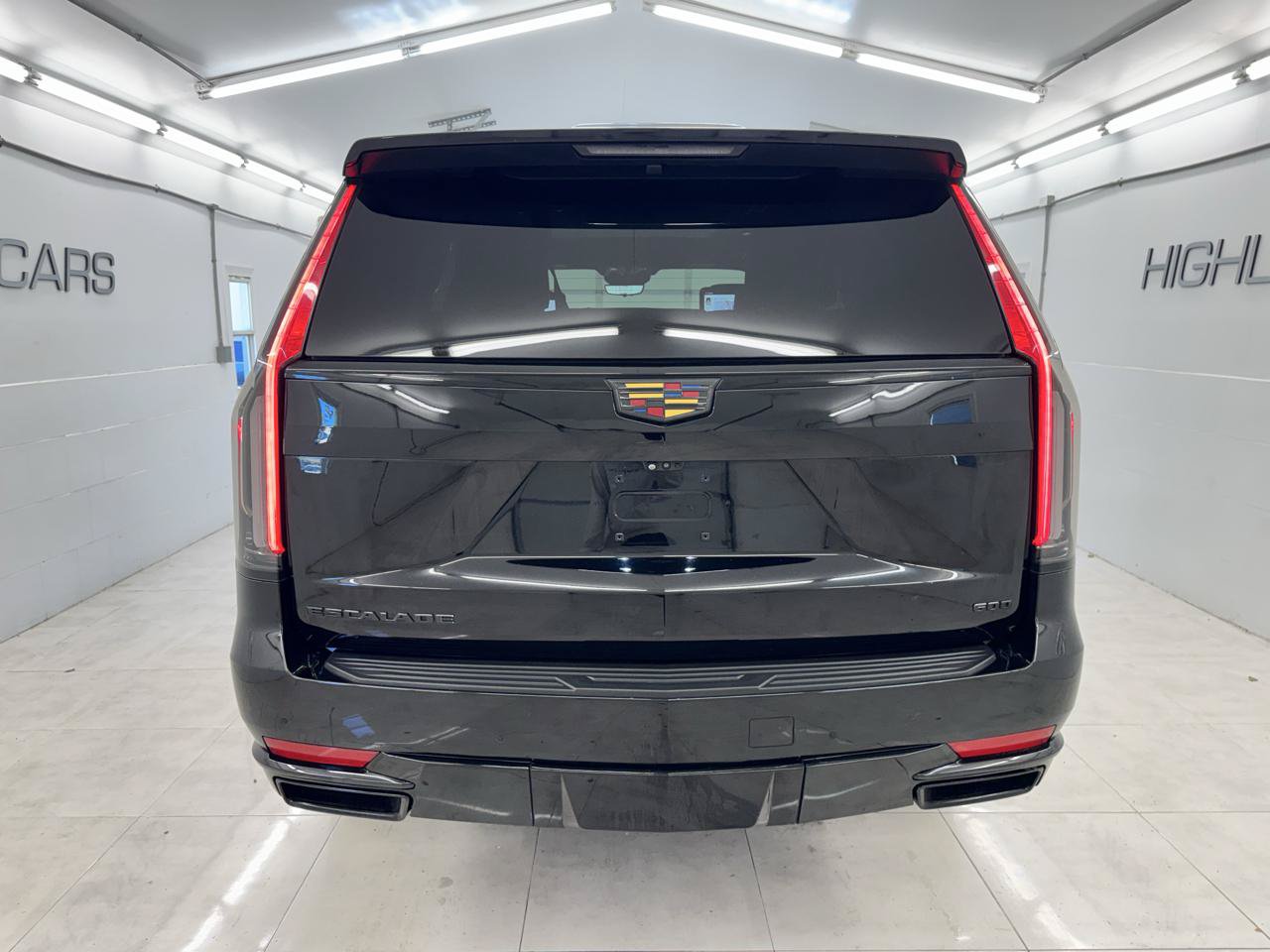 Used 2023 Cadillac Escalade Sport w/ Touring Package AWD/4WD image 5