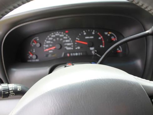 Used 2002 Ford Excursion XLT AWD/4WD image 15