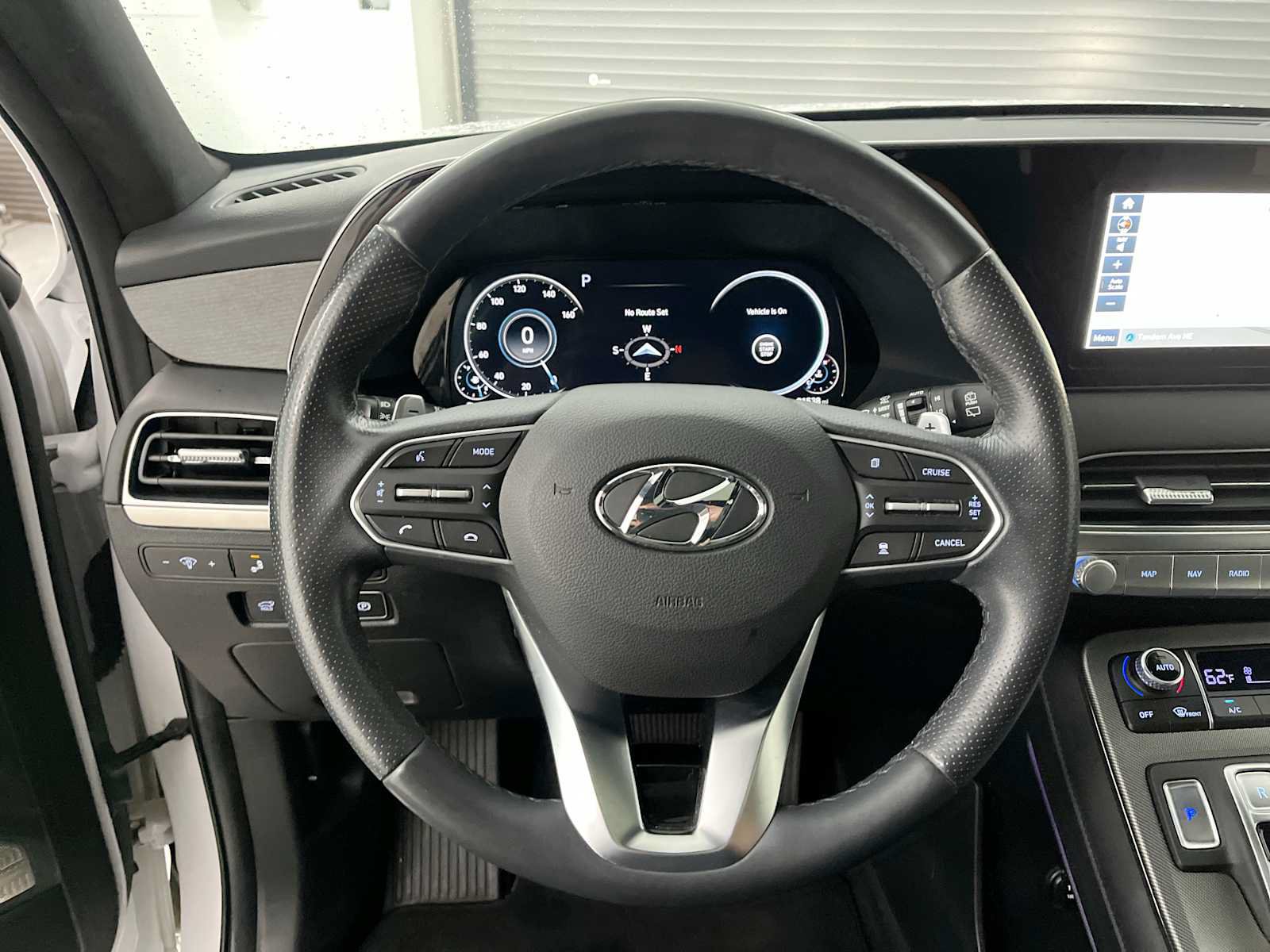 Used 2020 Hyundai Palisade Limited AWD/4WD image 17