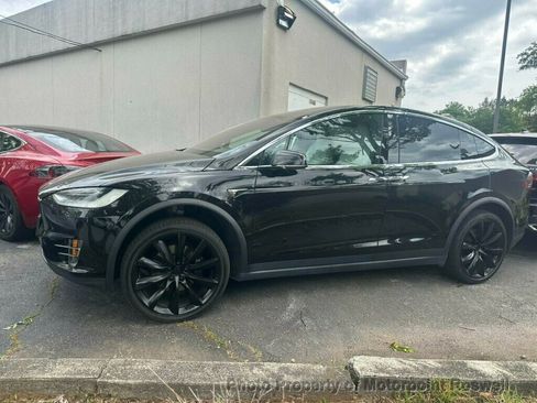 Used 2021 Tesla Model X Long Range AWD/4WD image 5