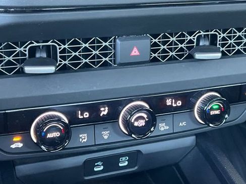 Used 2023 Honda Accord EX image 25