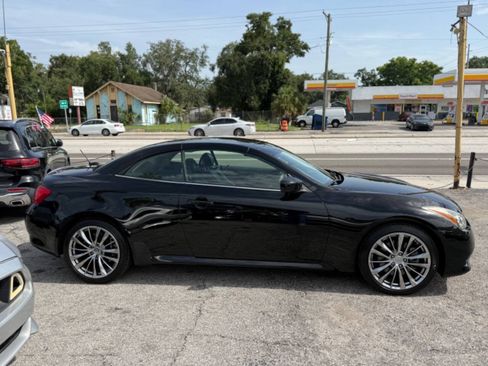 Used 2011 INFINITI G37 Convertible w/ Premium Pkg RWD image 8