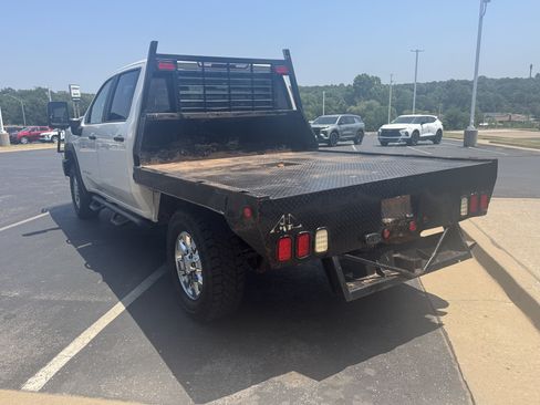 Used 2021 GMC Sierra 2500 4x4 Crew Cab w/ Convenience Package image 3
