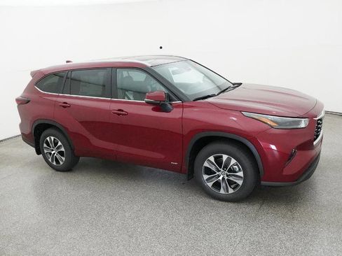 New 2026 Toyota Highlander XLE image 68