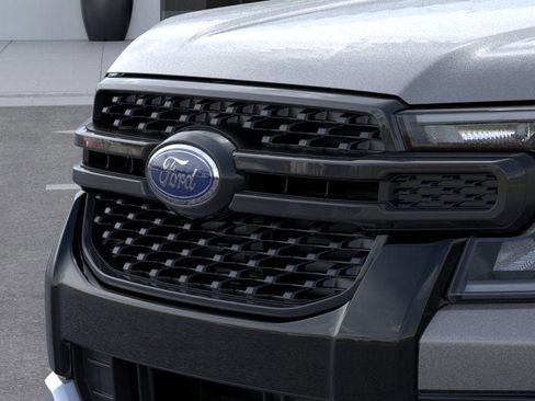 New 2025 Ford Ranger XLT w/ FX4 Off-Road Package image 17