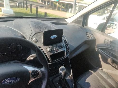 Used 2020 Ford Transit Connect XL FWD image 28
