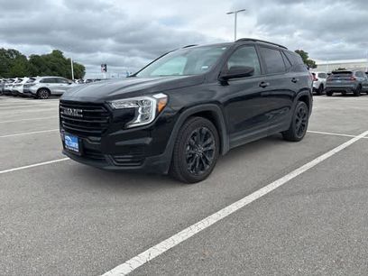 Used 2022 GMC Terrain SLE w/ Driver Convenience Package