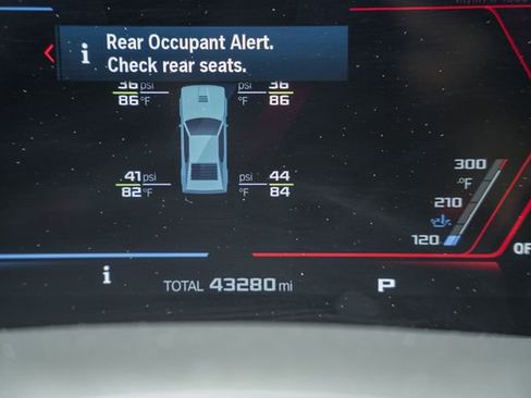 Used 2024 BMW X6 M Competition w/ Executive Package AWD/4WD image 46