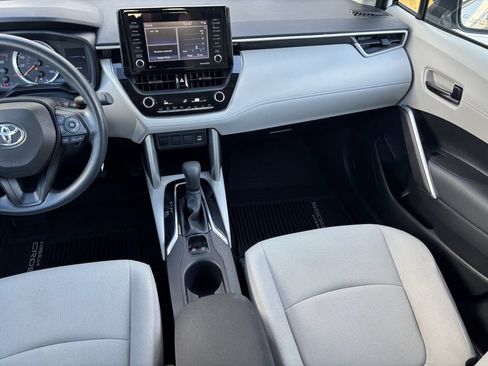 Used 2022 Toyota Corolla Cross L AWD/4WD image 19