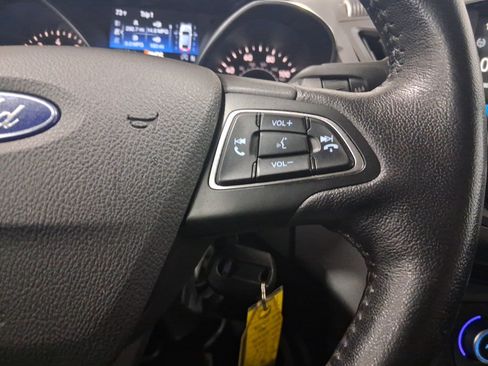 Used 2018 Ford Escape SEL w/ Ford Safe & Smart Package FWD image 23