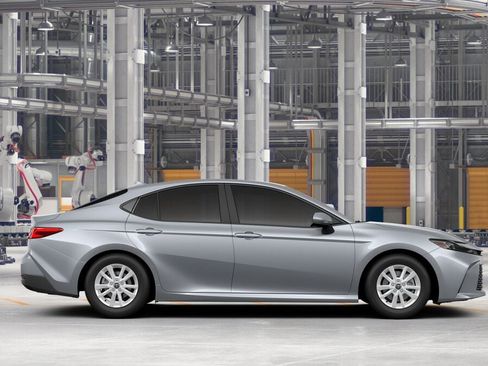 New 2025 Toyota Camry LE image 12