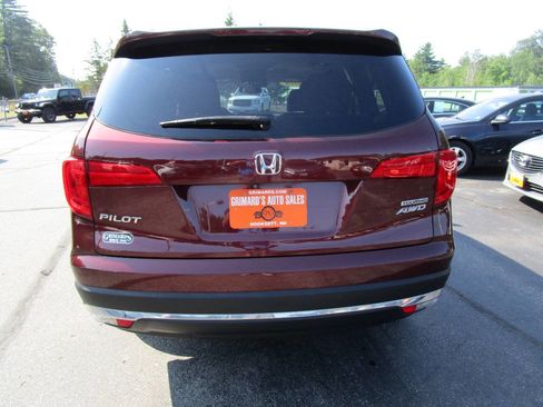 Used 2018 Honda Pilot Touring image 21