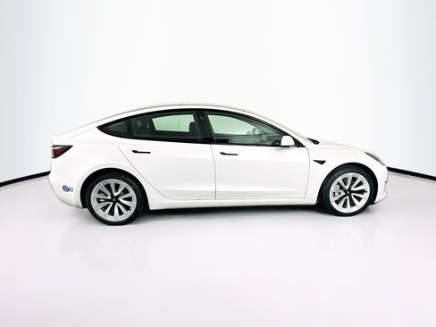 Used 2021 Tesla Model 3 Standard Range Plus RWD image 10