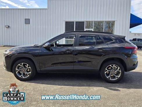 Used 2025 Chevrolet Trax LT image 4