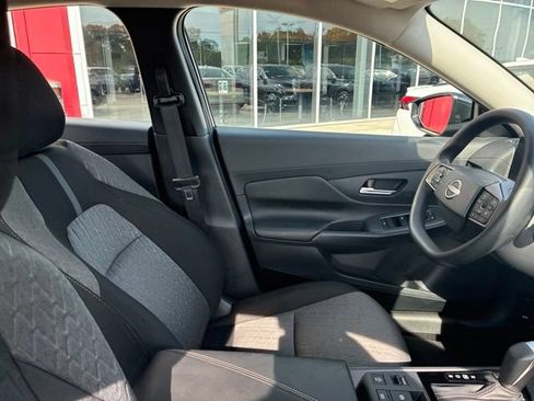 Used 2026 Nissan Sentra SV w/ Floor Mat Package FWD image 10