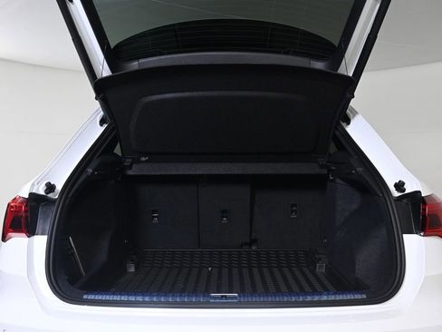 Used 2025 Audi Q3 2.0T Premium w/ Convenience Package image 22